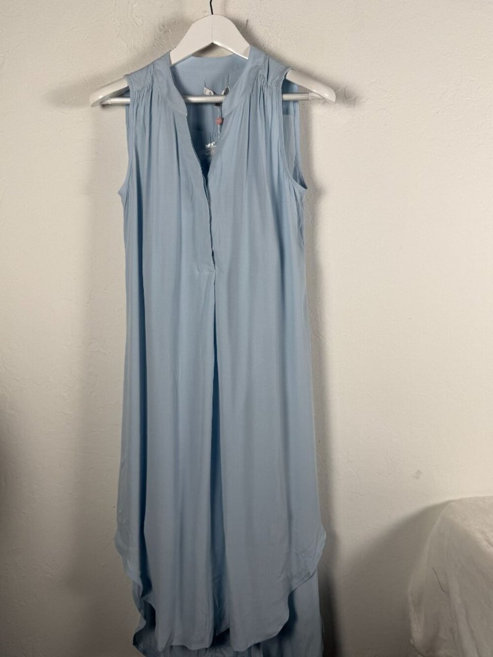 CAbi Women's Light Blue High Low Sleeveless Breeze Shirt Dress Medium New $103